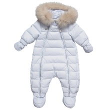Дитячий комбінезон Moncler (65 фото): зимовий пуховий напівкомбінезон Монклер для дівчаток, відгуки