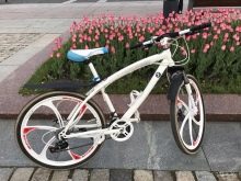 Дитячий велосипед BMW: огляд триколісних моделей Kidsbike і Junior Bike, Mini і Cruise для дітей 4 і 5, 6 і 9, 10 років
