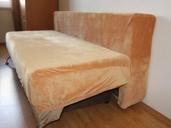 Диван «єврокнижка» без підлокітників (41 фото): моделі 190 см та іншої довжини, розміри прямих і кутових диванів