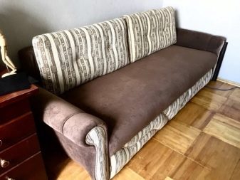Дивани з флока (45 фото): кутові і прямі м’які дивани на флоке. Плюси і мінуси флока. Шеніл краще, ніж флок? Приклади в інтер’єрі