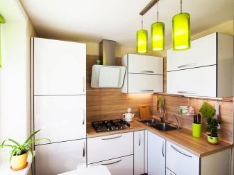 Дизайн кухні 10 кв. м з диваном (61 фото): кухня-вітальня і кухня-спальня 10 квадратних метрів з балконом, планування інтер’єру зі спальним місцем