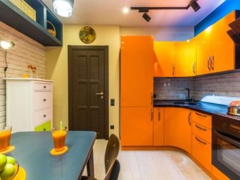 Дизайн кухні 9 кв. м у панельному будинку (91 фото): тонкощі здійснення ремонту та приклади інтер’єру кухні 9 квадратних метрів, особливості планування кухні 9 квадратів
