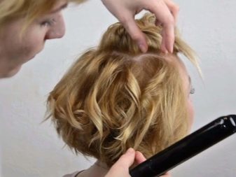 Короткі стрижки для жінок після 40 років (53 фото): стильні зачіски для жінок з дуже короткими волоссям. Модні варіанти, що не потребують укладання