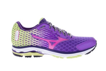 Кросівки Мізуно (47 фото): моделі Mizuno Wave, для настільного тенісу, відгуки про жіночих кросівках, таблиця розмірів