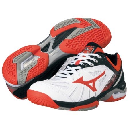Кросівки Мізуно (47 фото): моделі Mizuno Wave, для настільного тенісу, відгуки про жіночих кросівках, таблиця розмірів