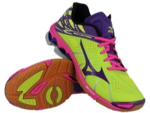 Кросівки Мізуно (47 фото): моделі Mizuno Wave, для настільного тенісу, відгуки про жіночих кросівках, таблиця розмірів